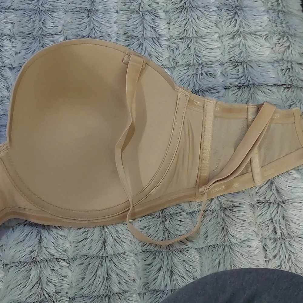 unknown brand 36DDD‎ Nude Bra convertible straps